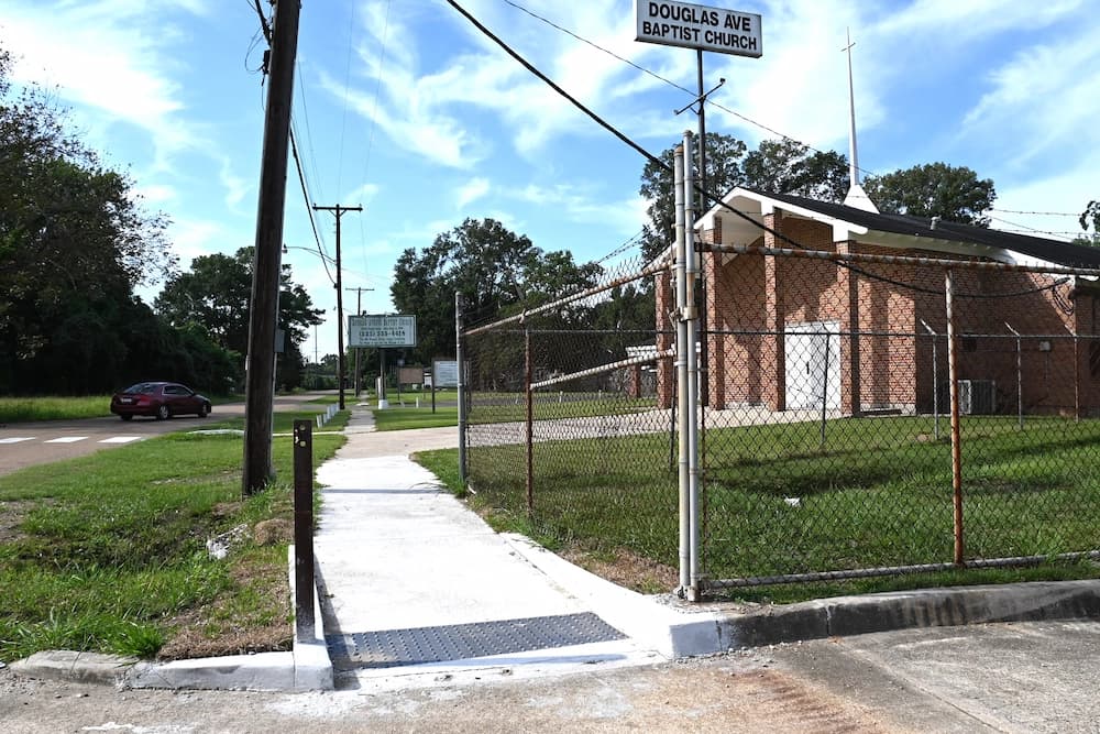 Douglas Ave. Area